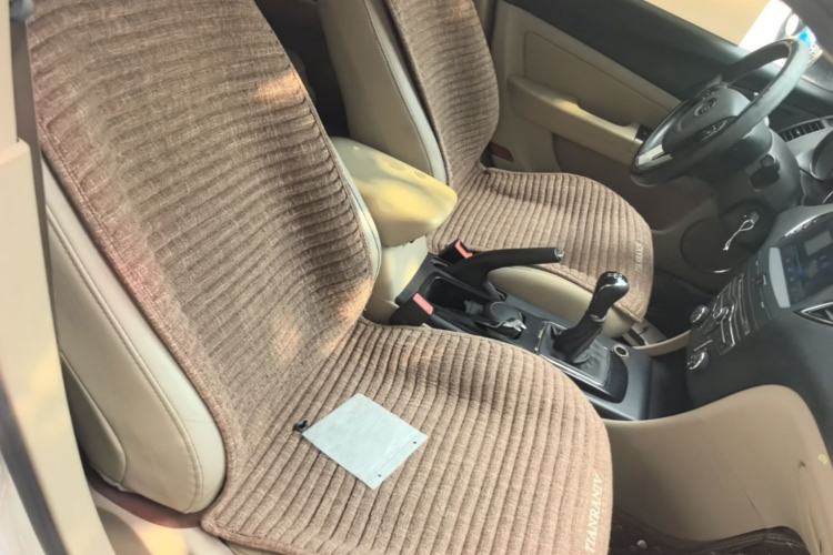 Used Bestune B50 2013 1.6L manual luxury version Right Front Seat
