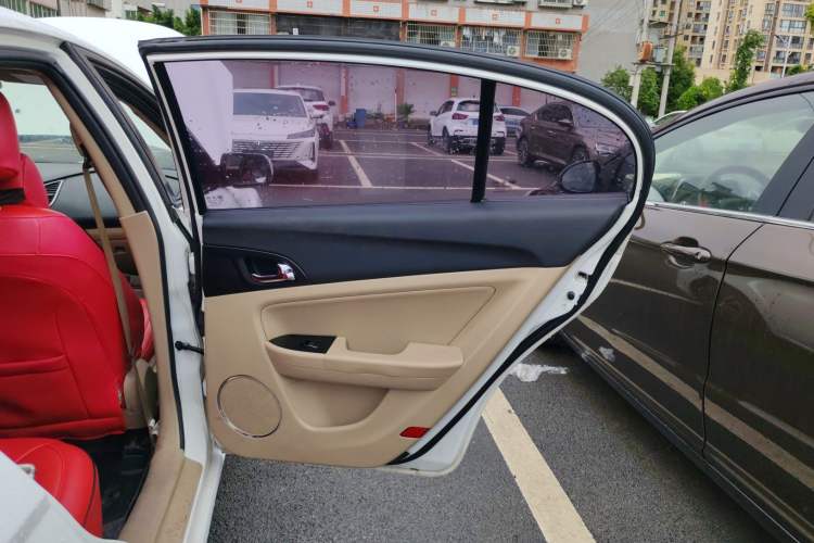 Used Bestune B50 2013 1.6L manual luxury version Right Rear Door Interior
