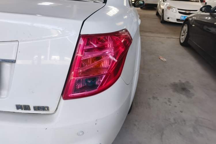 Used Bestune B50 2013 1.6L manual Comfort trim level Right Rear Taillight