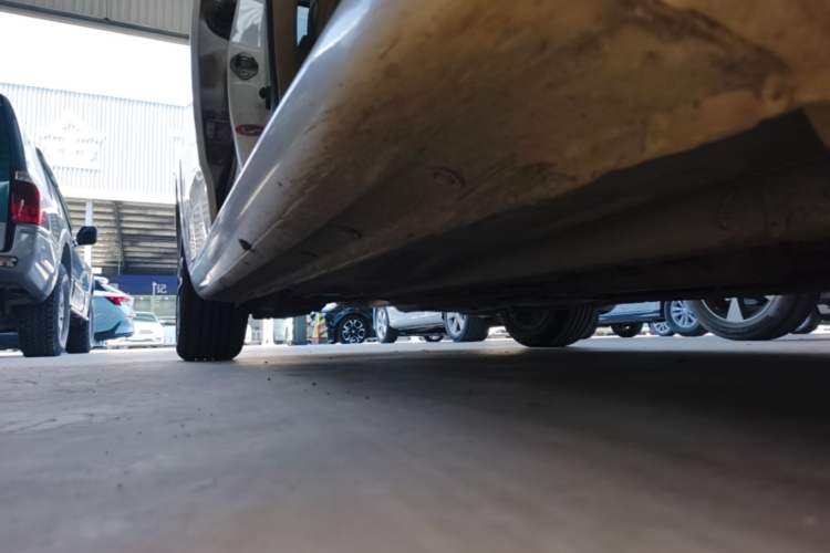 Used Bestune B50 2013 1.6L manual Comfort trim level Right Side Sill