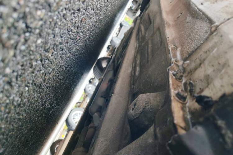 Used Bestune B50 2013 1.6L manual luxury version Right Side Sill