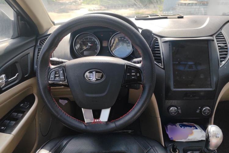 Used Bestune B50 2013 1.6L manual luxury version Steering Wheel