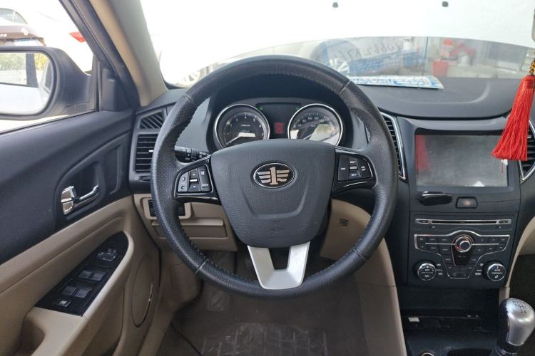 Used Bestune B50 2013 1.6L manual luxury version Steering Wheel
