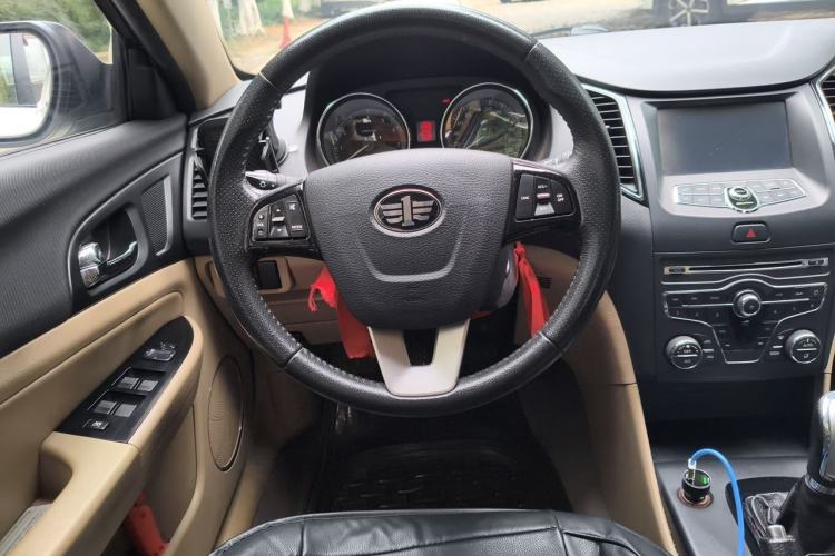 Used Bestune B50 2013 1.6L manual luxury version Steering Wheel
