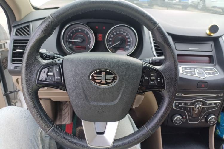 Used Bestune B50 2013 1.6L manual luxury version Steering Wheel