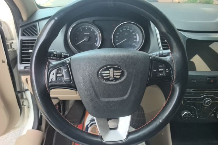 Used Bestune B50 2013 1.6L manual luxury version Steering Wheel