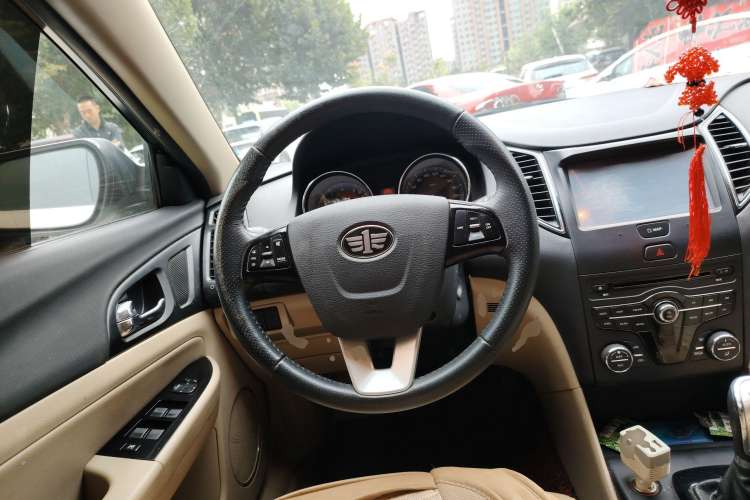 Used Bestune B50 2013 1.6L manual luxury version Steering Wheel