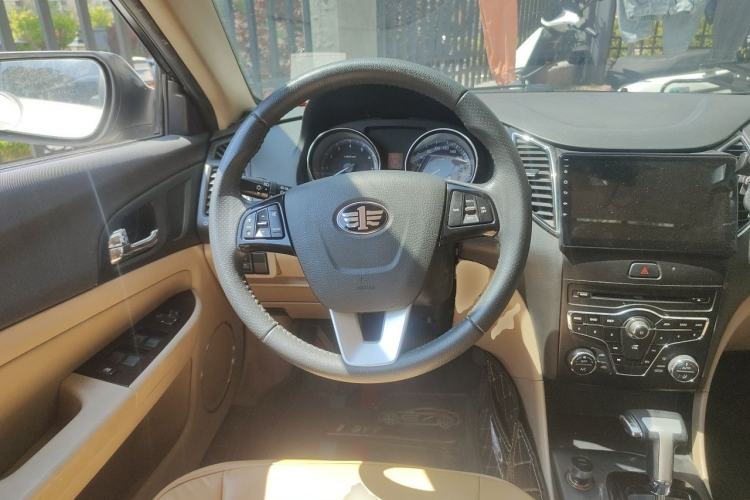 Used Bestune B50 2013 1.6L automatic luxury version Steering Wheel