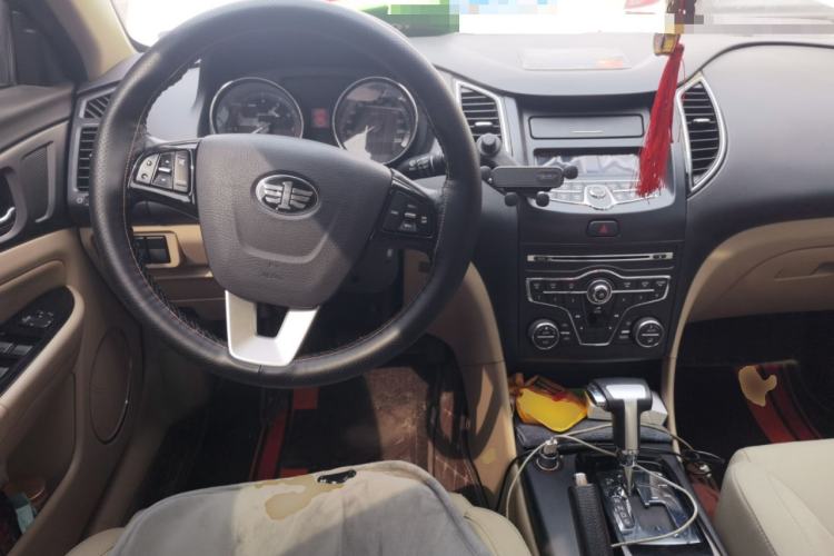Used Bestune B50 2013 1.6L automatic luxury version Steering Wheel