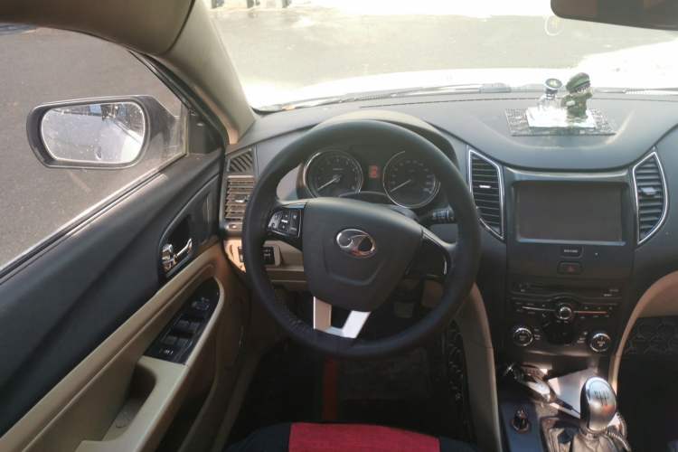 Used Bestune B50 2013 1.6L manual Comfort trim level Steering Wheel