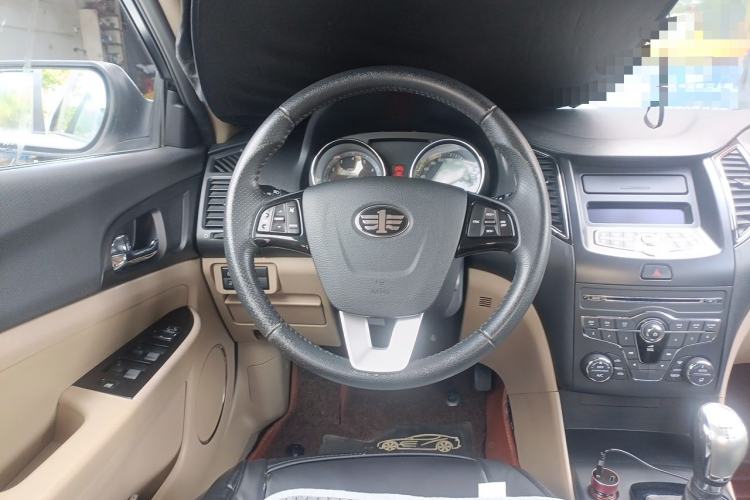 Used Bestune B50 2013 1.6L manual luxury version Steering Wheel