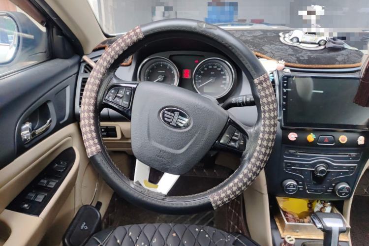 Used Bestune B50 2013 1.6L automatic luxury version Steering Wheel