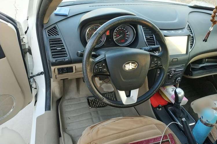 Used Bestune B50 2013 1.6L manual luxury version Steering Wheel