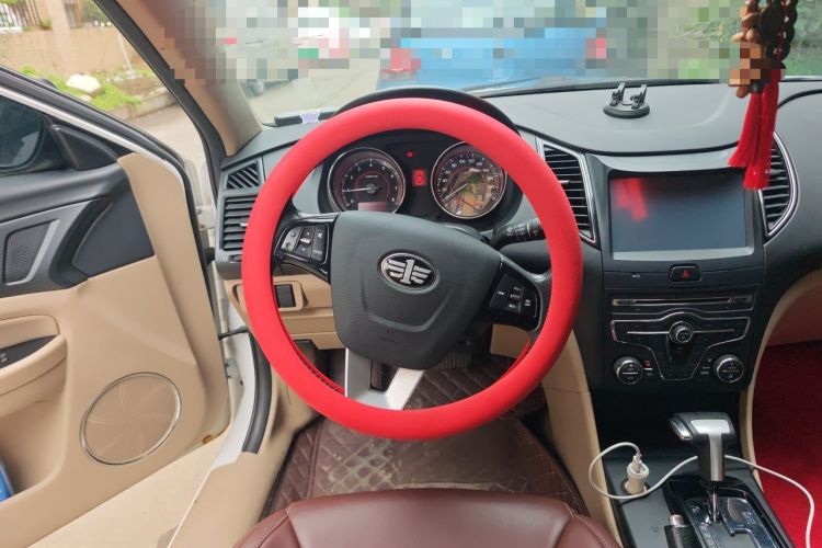 Used Bestune B50 2013 1.6L automatic luxury version Steering Wheel