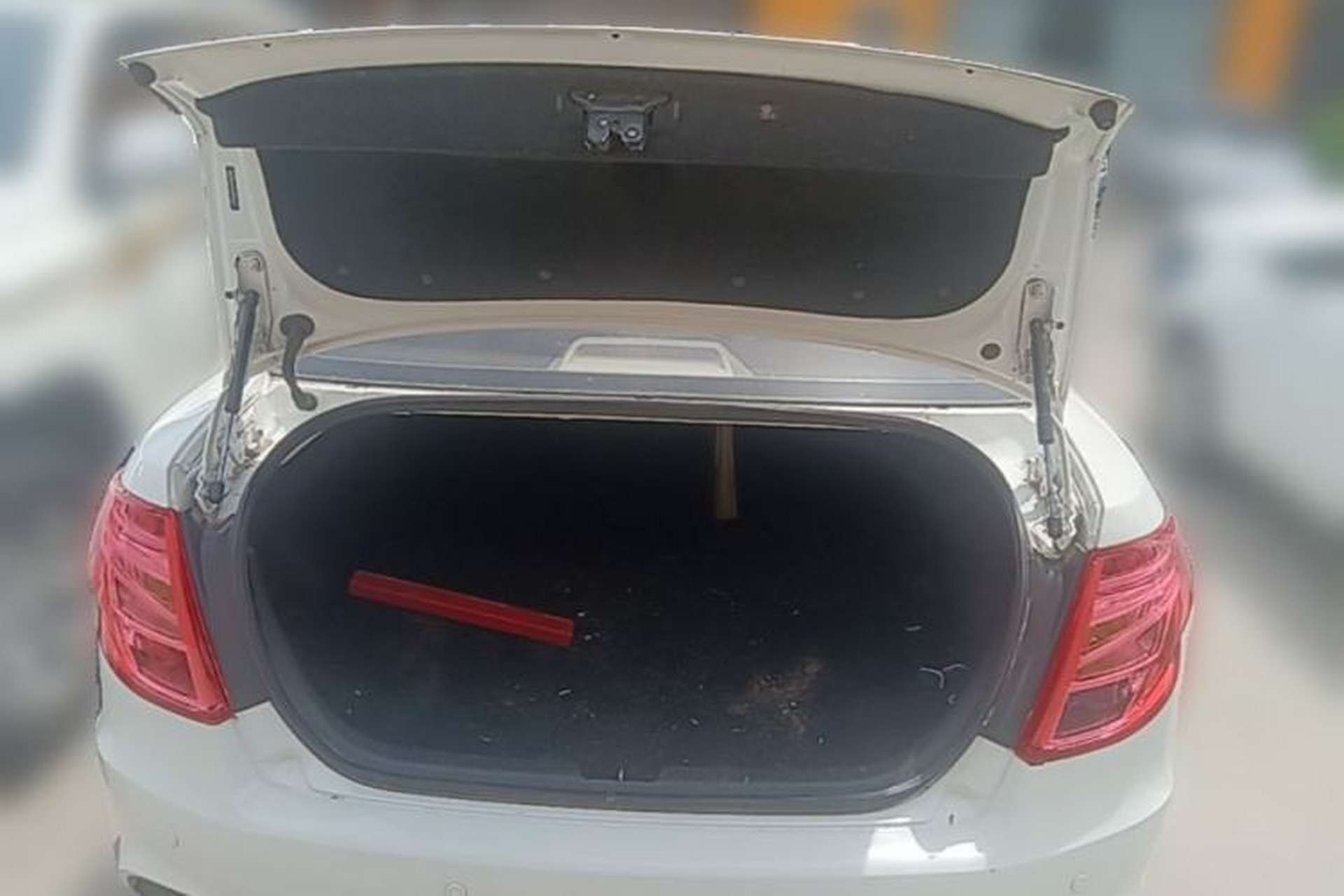 Used Bestune B50 2013 1.6L manual luxury version Trunk