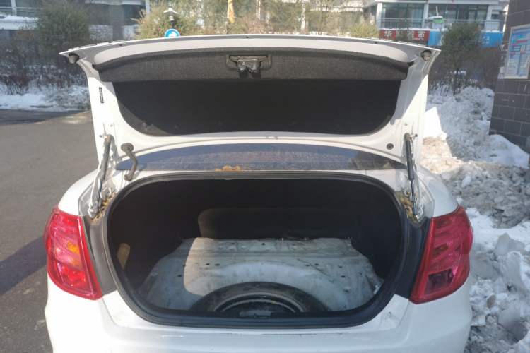 Used Bestune B50 2013 1.6L manual Comfort trim level Trunk