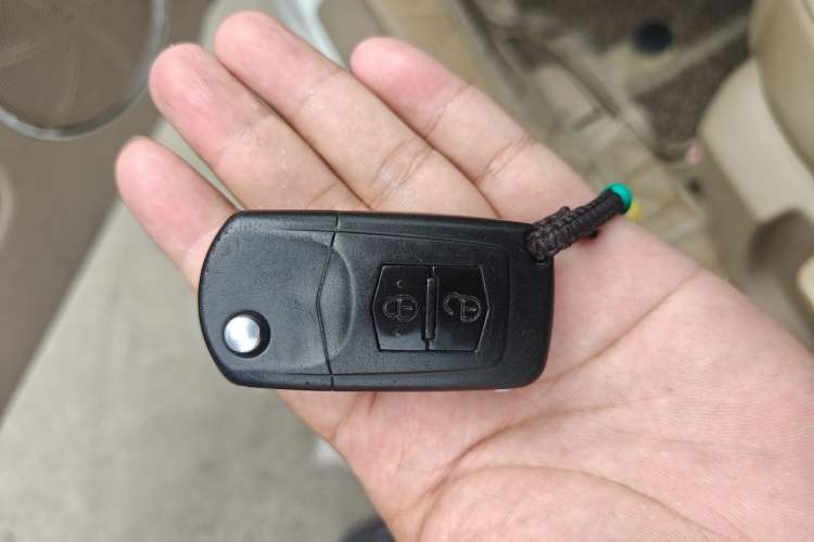Used Bestune B50 2013 1.8L automatic comfort version Vehicle Key