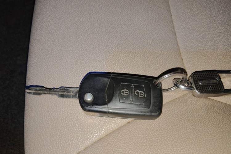 Used Bestune B50 2013 1.6L automatic luxury version Vehicle Key