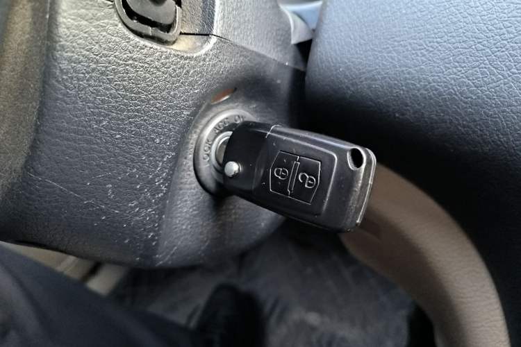 Used Bestune B50 2013 1.6L manual luxury version Vehicle Key