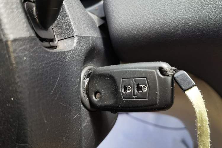 Used Bestune B50 2013 1.6L automatic luxury version
