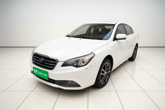 Bestune B50 2013 1.6L manual Comfort trim level usado