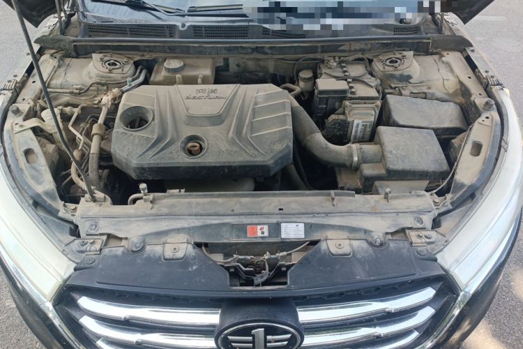 Used Bestune B50 2016 1.6L manual luxury version Engine Bay