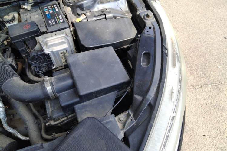 Used Bestune B50 2016 1.6L manual luxury version Engine Bay Left