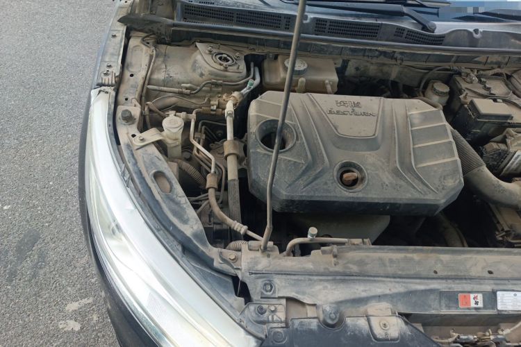 Used Bestune B50 2016 1.6L manual luxury version Engine Bay Right