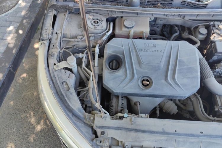 Used Bestune B50 2016 1.6L manual luxury version Engine Bay Right
