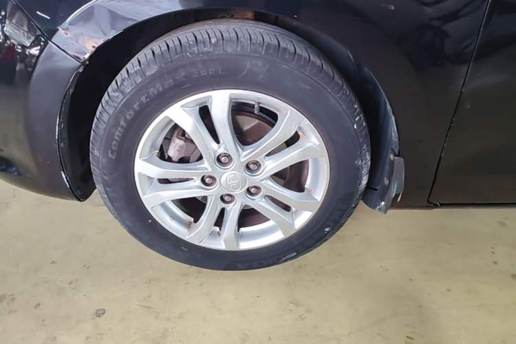 Used Bestune B50 2016 1.6L manual luxury version Exterior 4