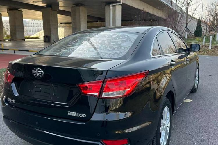 Used Bestune B50 2016 1.6L Automatic Luxury Model Exterior 5