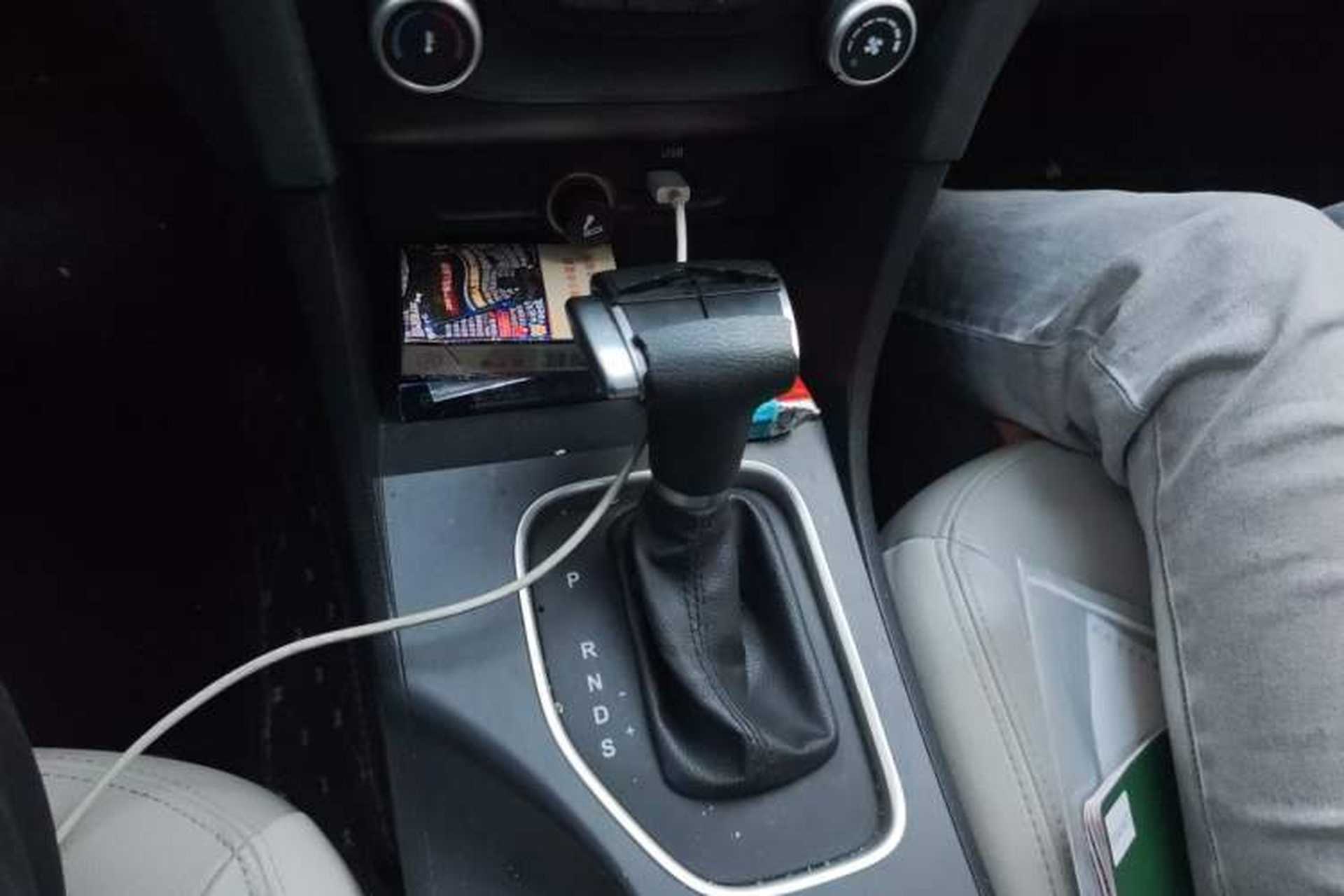 Used Bestune B50 2016 1.4T Automatic Luxury Model Gear Lever