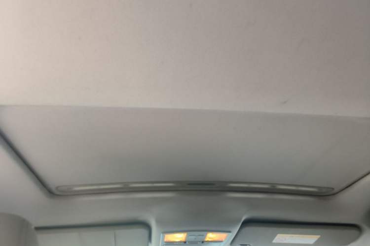 Used Bestune B50 2016 1.6L manual luxury version Headliner