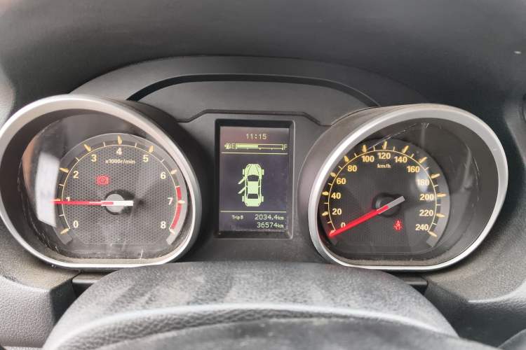 Used Bestune B50 2016 1.6L manual Comfort trim level Instrument Cluster