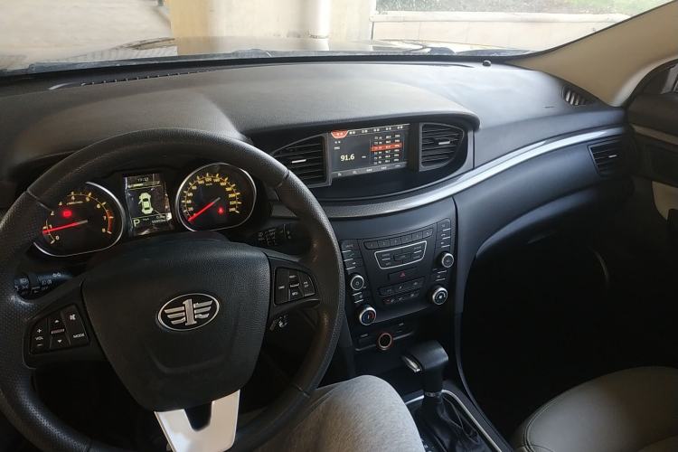 Used Bestune B50 2016 1.6L Automatic Luxury Model Interior 2