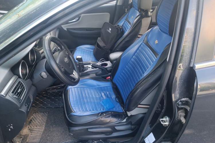 Used Bestune B50 2016 1.6L manual luxury version Left Front Seat