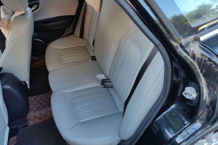 Used Bestune B50 2016 1.6L manual luxury version Left Rear Seat