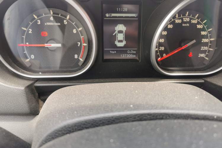 Used Bestune B50 2016 1.6L manual luxury version Odometer Close Up