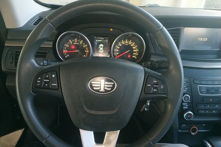 Used Bestune B50 2016 1.6L Automatic Luxury Model Steering Wheel