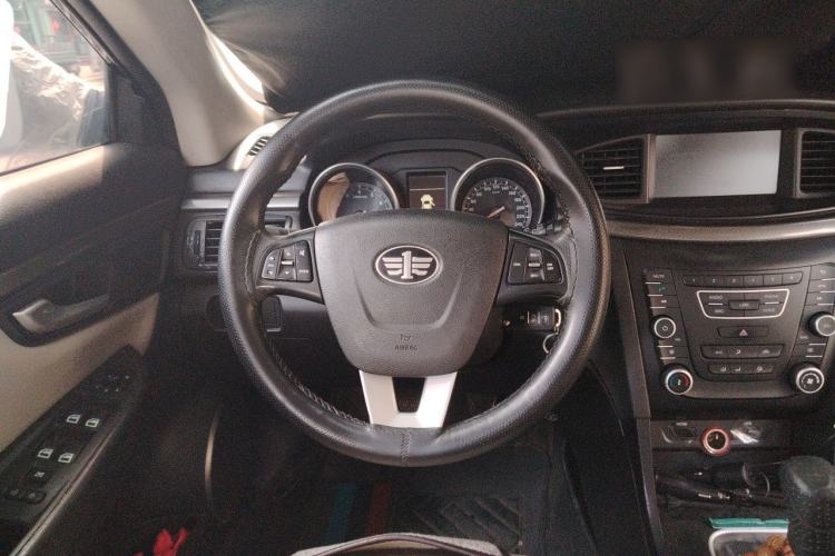 Used Bestune B50 2016 1.6L manual luxury version Steering Wheel