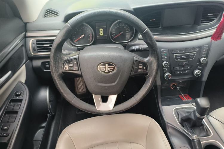 Used Bestune B50 2016 1.6L manual luxury version Steering Wheel