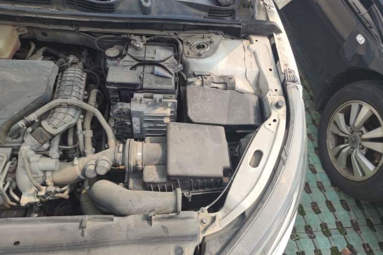 Used Bestune B50 2016 1.4T Automatic Luxury Model Engine Bay Left