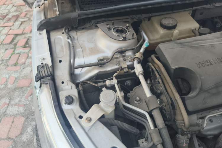 Used Bestune B50 2016 1.4T Automatic Luxury Model Engine Bay Right