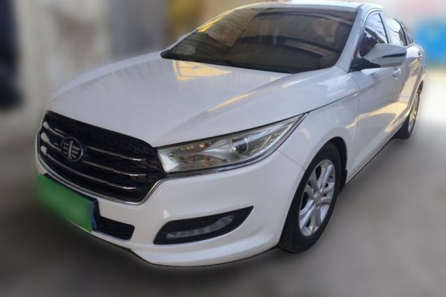 Bestune B50 2016 1.6L manual Comfort trim level usado
