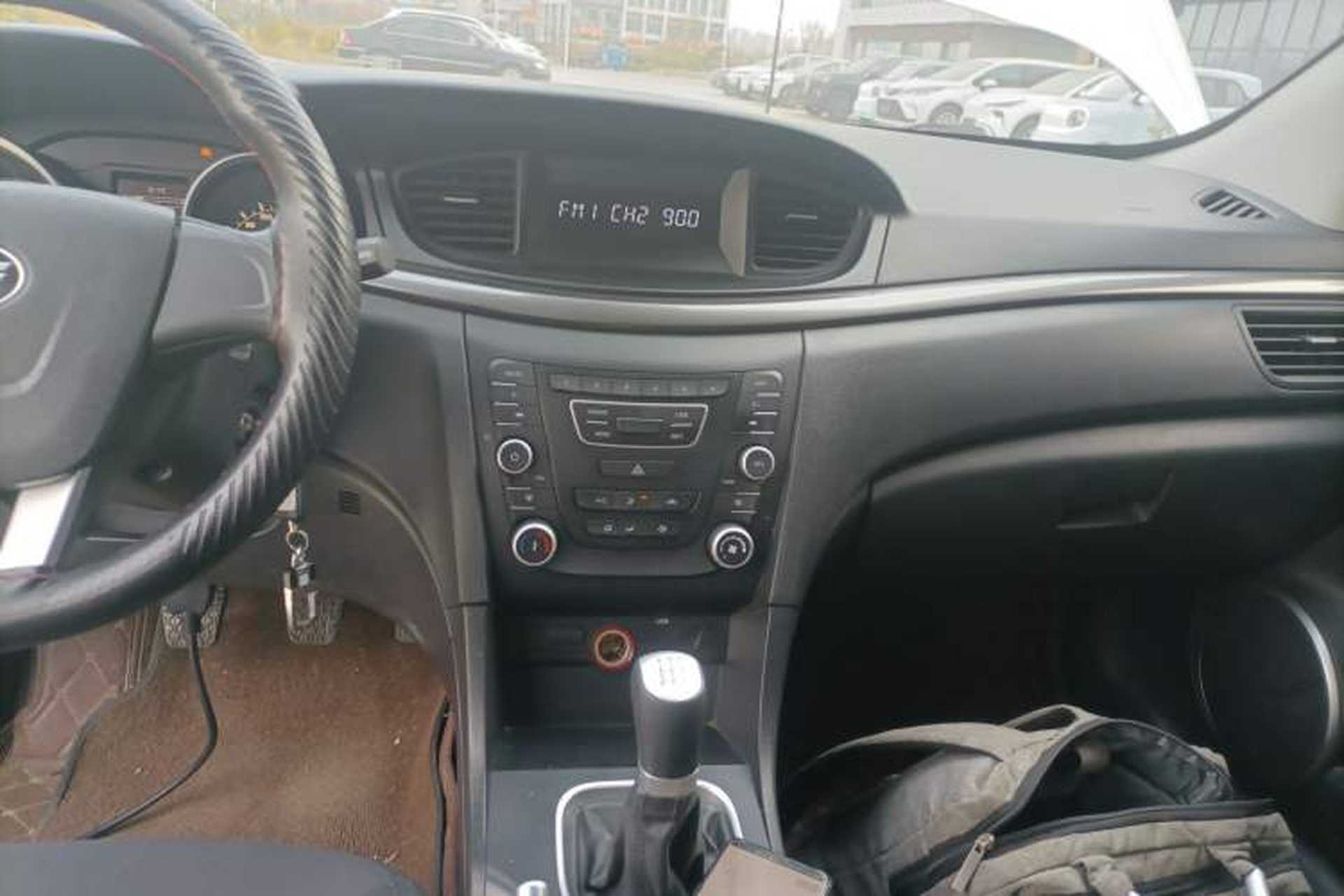 Used Bestune B50 2016 1.6L Manual Technology Model Audio And AC Panel