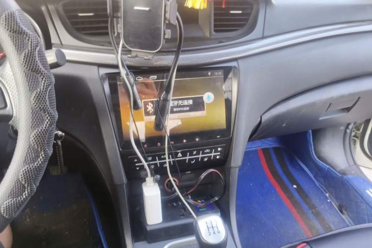 Used Bestune B50 2016 1.6L manual Comfort trim level Audio And AC Panel