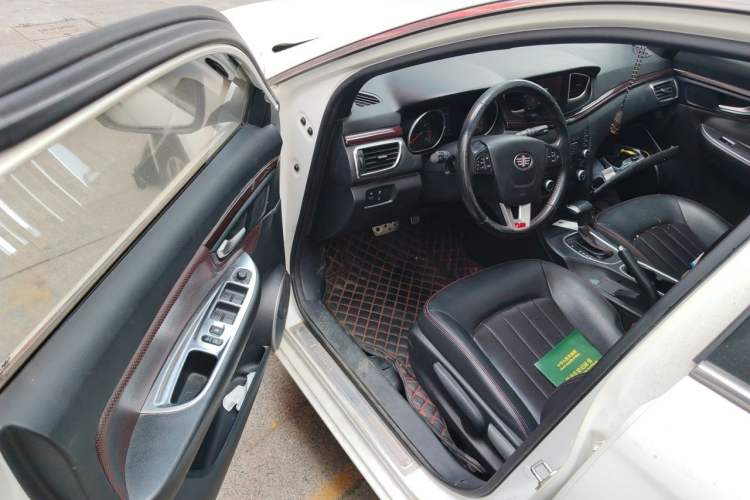 Used Bestune B50 2016 1.4T Automatic Sport Luxury Edition Driver Seat