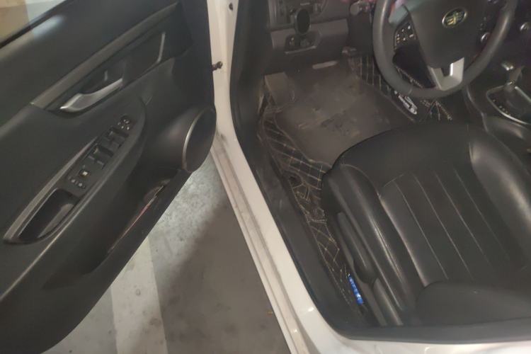 Used Bestune B50 2016 1.4T Automatic Luxury Model Driver Seat