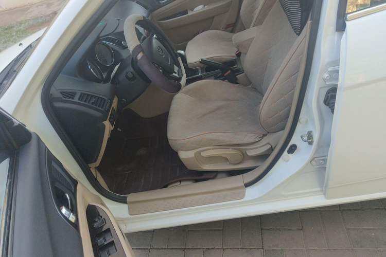 Used Bestune B50 2016 1.6L Manual Technology Model Driver Seat