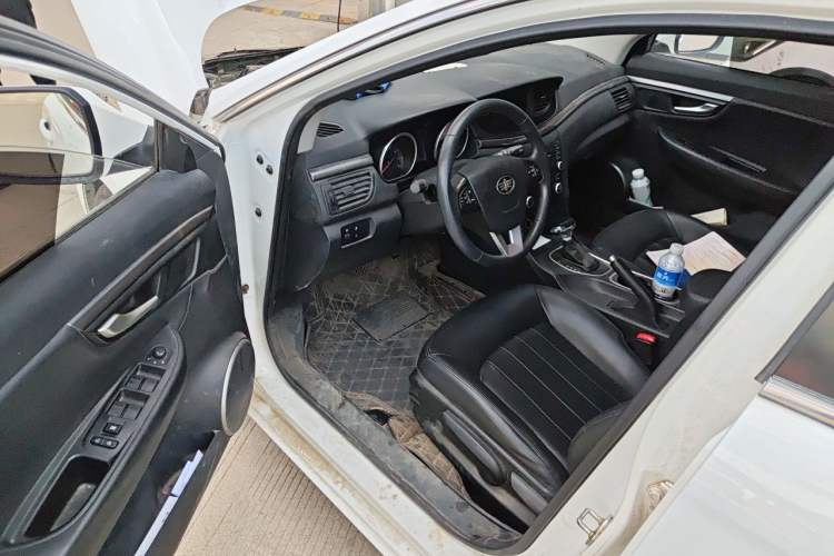 Used Bestune B50 2016 1.4T Automatic Luxury Model Driver Seat